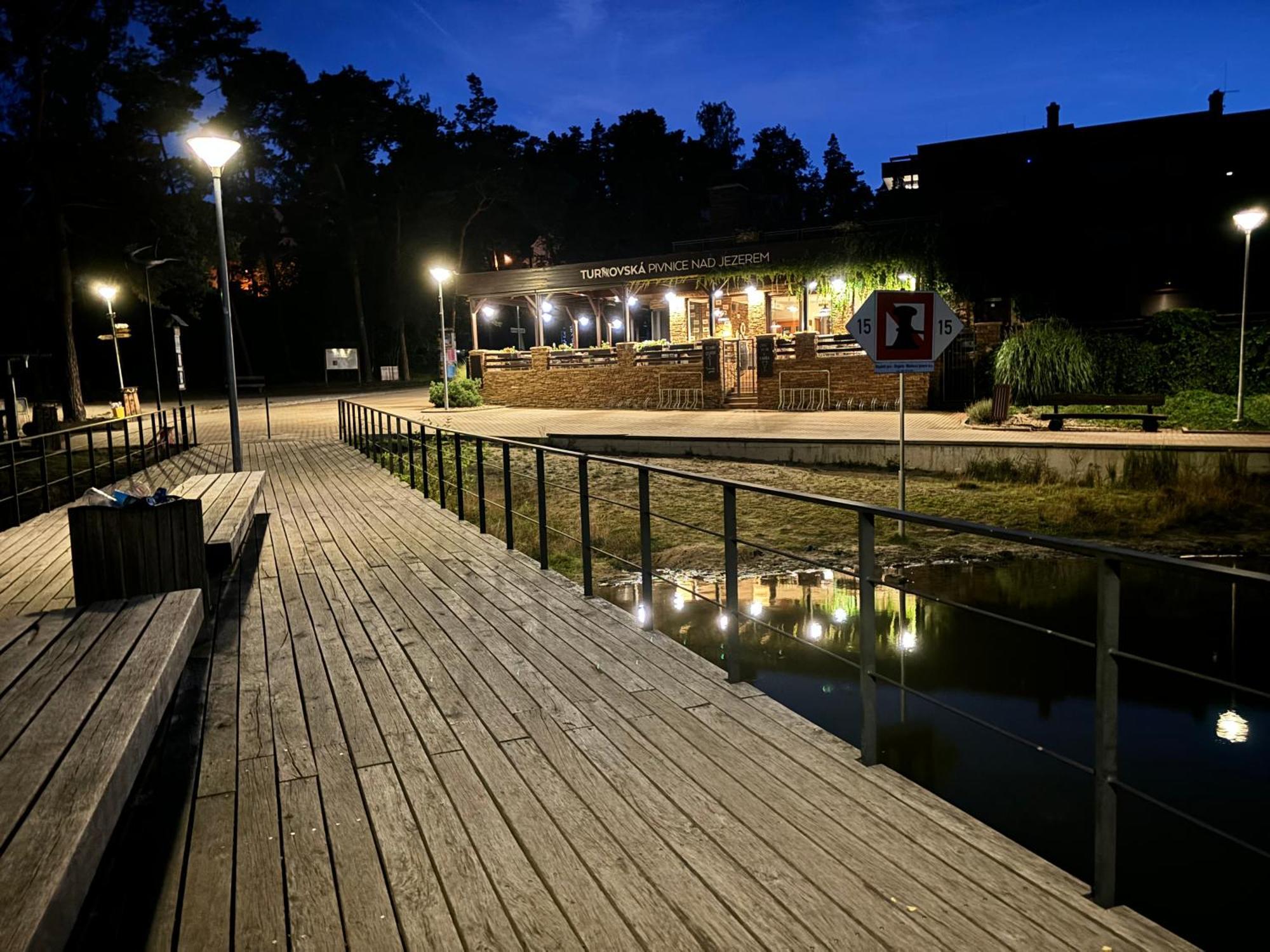 Jezerni Apartman S Terasou A Saunou V Lakepark Residence Doksy  Bagian luar foto